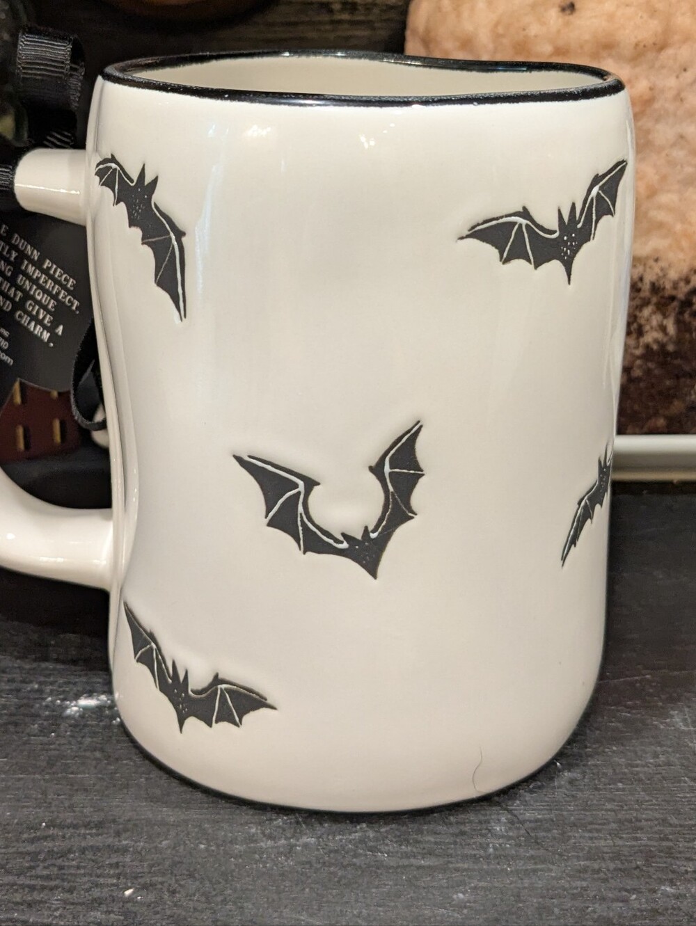 Rae Dunn "EEK!" Cream Halloween Mug With Black Bats NWT 16oz - Picture 5 of 7
